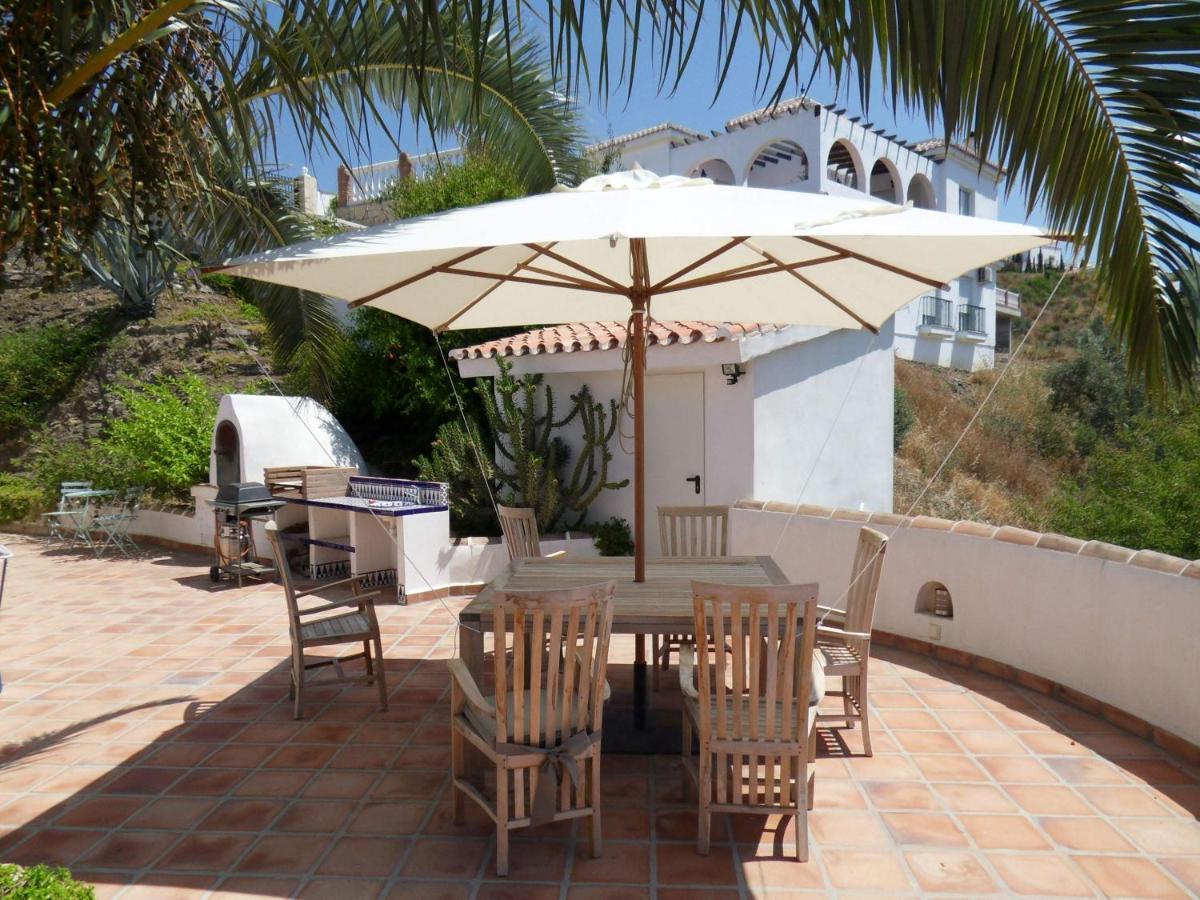 Villa Perla Blanca Sayalonga Exterior foto