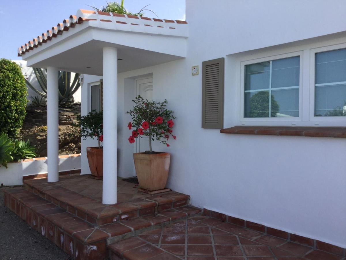 Villa Perla Blanca Sayalonga Exterior foto
